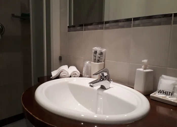 Residenza Cola Di Rienzo - In 4* Roma